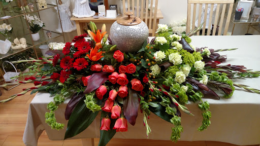 Florist «Bakanas Flowers And Gifts», reviews and photos, 27 N Maple Ave, Marlton, NJ 08053, USA