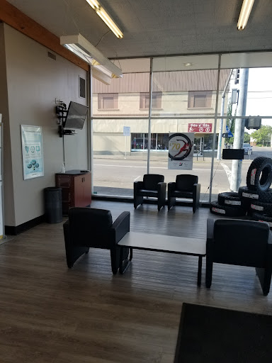 Tire Shop «Firestone Complete Auto Care», reviews and photos, 385 SW 3rd St, Corvallis, OR 97333, USA
