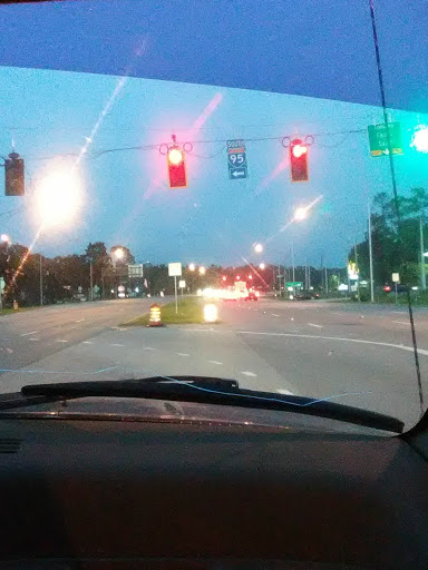 Movie Theater «Cobb Daytona Luxury Theatres», reviews and photos, 1850 Legend lane E100, Daytona Beach, FL 32114, USA