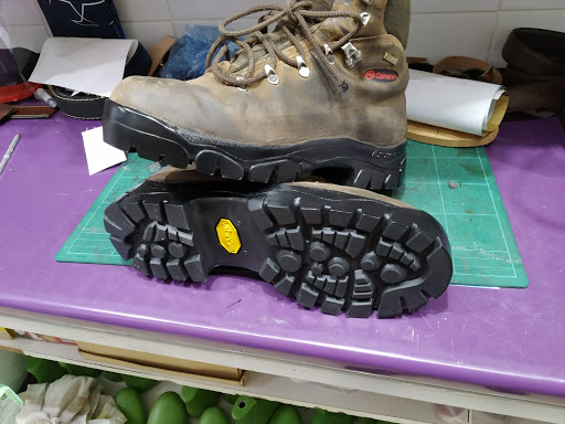 Reparación de Calzado Manolo en Oliva, Valencia