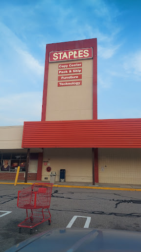 Office Supply Store «Staples», reviews and photos, 757 Gallivan Blvd, Dorchester, MA 02122, USA