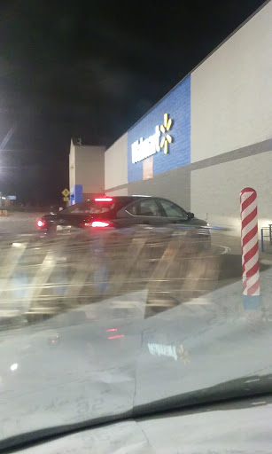 Department Store «Walmart Supercenter», reviews and photos, 2203 Ave A West, Oskaloosa, IA 52577, USA