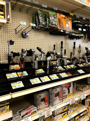 Hardware Store «Harbor Freight Tools», reviews and photos, 509 Lone Oak Rd, Paducah, KY 42003, USA