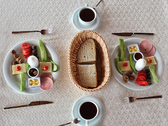 Burhaniye Merkez Otel