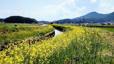 おつぼ山神籠石・長崎街道見学者駐車場
