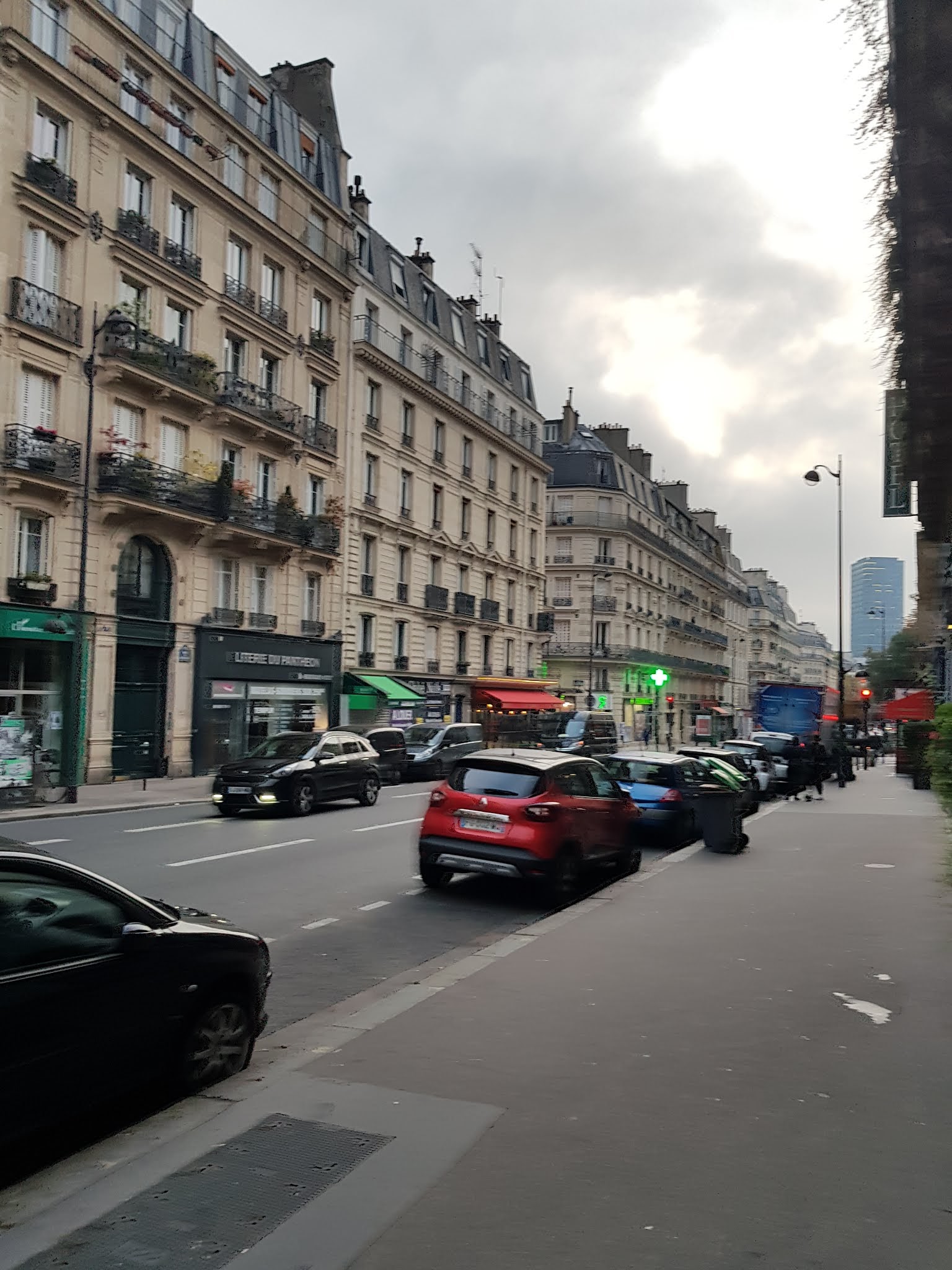 Photo n° 12 de l'avis de Daniel.o fait le 24/10/2019 à 20:45