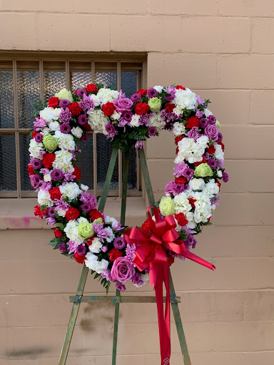 Florist «Village Flowers & Gifts», reviews and photos, 527 W Lodi Ave, Lodi, CA 95242, USA