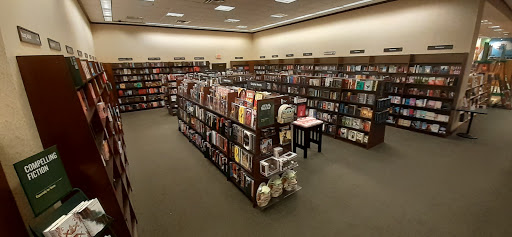 Book Store «Barnes & Noble», reviews and photos, 4478 Electric Rd, Roanoke, VA 24018, USA