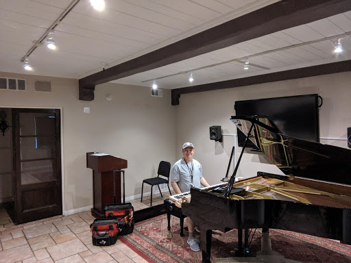 Piano repair service Thousand Oaks
