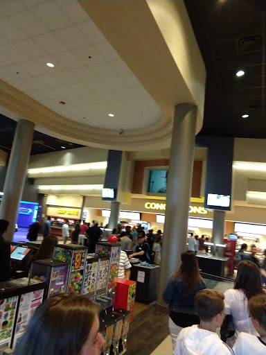 Movie Theater «Regal Cinemas Stonecrest at Piper Glen 22 & IMAX», reviews and photos, 7824 Rea Rd, Charlotte, NC 28277, USA