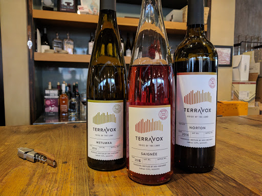 Wine Store «Cellar Rat Wine Merchants», reviews and photos, 1701 W Baltimore Ave, Kansas City, MO 64108, USA