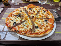 Plats et boissons du Restaurant italien Pizzeria Grill Crispiz à Pont-de-Vaux - n°1