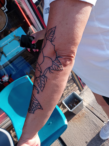 Tattoo Shop «Tattoo Makers», reviews and photos, 3905 Harrison Ave, Cincinnati, OH 45211, USA