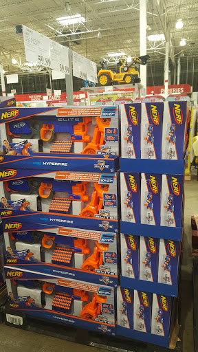 Warehouse store «Costco Wholesale», reviews and photos, 27118 Gratiot Ave, Roseville, MI 48066, USA