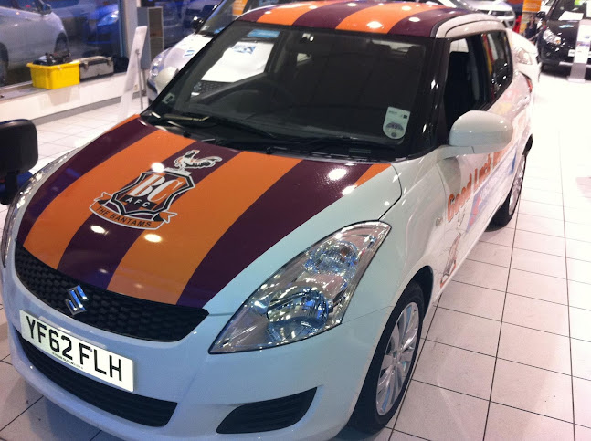 Reviews of Luscombe Suzuki Leeds in Leeds - Car dealer