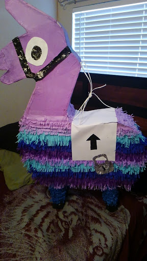 Florist «Davany Flowers & Pinatas», reviews and photos, 522 Cupples Rd, San Antonio, TX 78237, USA