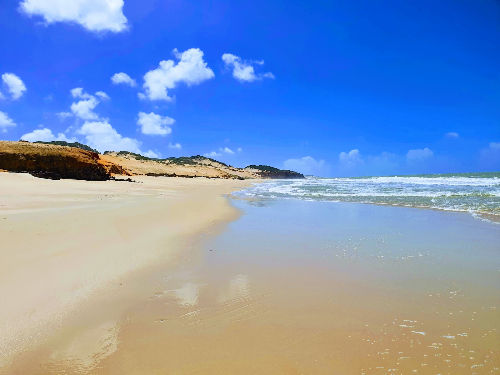 Fotografija Pium plaža udobje območja