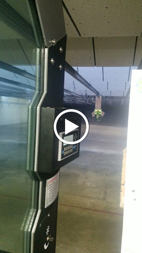 Beauty Supply Store «Sally Beauty», reviews and photos, 2510 W 94th St, Evergreen Park, IL 60805, USA