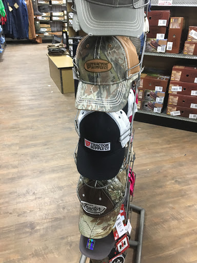 Home Improvement Store «Tractor Supply Co.», reviews and photos, 912 Middletown Warwick Rd, Middletown, DE 19709, USA