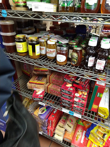 Supermarket «Bazaar On Beacon Street», reviews and photos, 1432 Beacon St, Brookline, MA 02446, USA