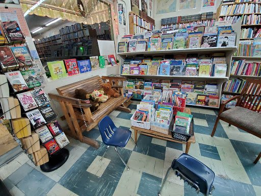 Used Book Store «Paperbacks Plus», reviews and photos, 108 E Davis St, Mesquite, TX 75149, USA