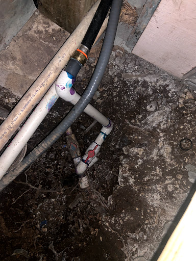 Plumbing Supply Store «Shamrock Plumbing Company», reviews and photos, 100 Knibbe Rd, Spring Branch, TX 78070, USA