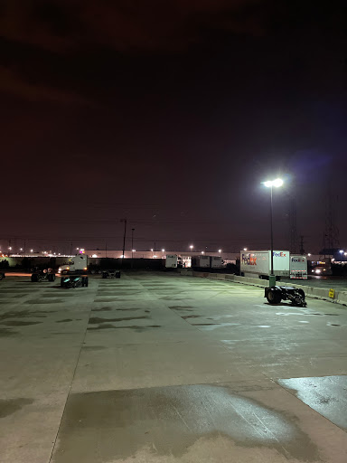 Mailing Service «FedEx Ground», reviews and photos, 6833 W 75th St, Chicago, IL 60638, USA