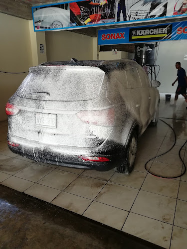 Opiniones de CAR WASH La Espuma en Comas - Servicio de lavado de coches