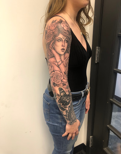 Tattoo Shop «studio SEVEN tattoos», reviews and photos, 36200 Groesbeck Hwy, Charter Twp of Clinton, MI 48035, USA