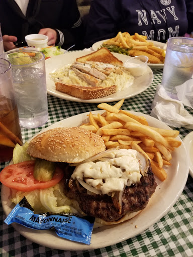 American Restaurant «Flanagans Restaurant», reviews and photos, 3201 Buckley Rd, North Chicago, IL 60064, USA