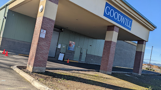 Non-Profit Organization «Southern Oregon Goodwill Retail Store», reviews and photos