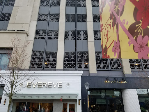 Computer Store «Apple University Village», reviews and photos, 2656 NE University Village St, Seattle, WA 98105, USA