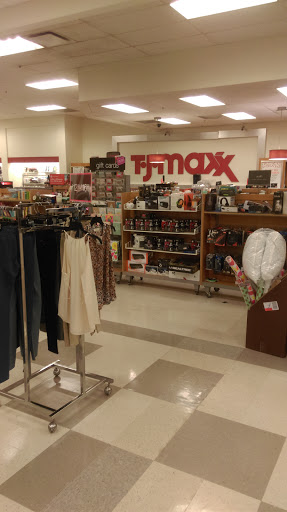 Department Store «T.J. Maxx», reviews and photos, 5500 Sunrise Hwy, Massapequa, NY 11758, USA