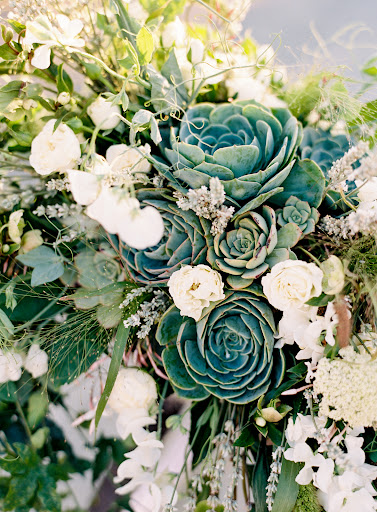 Florist «Dixon Florist & Gift Shop», reviews and photos, 150 E A St, Dixon, CA 95620, USA