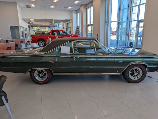 Car Dealer «Boniface-Hiers Chrysler Dodge Jeep», reviews and photos, 1775 E Merritt Island Causeway, Merritt Island, FL 32952, USA