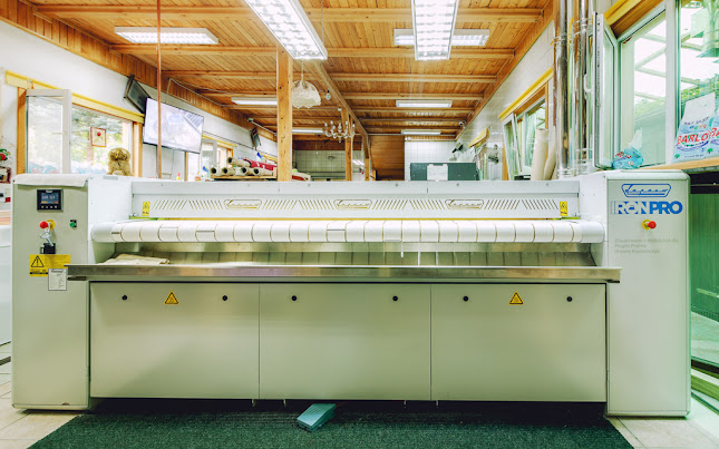 Kochańczyk Urszula. Pralnia wodna - Wałbrzych