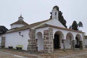 Ermita de la Virgen de Luna image