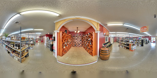 Liquor Store «Holiday Wine & Spirits», reviews and photos, 112 S Royal Oaks Blvd, Franklin, TN 37067, USA