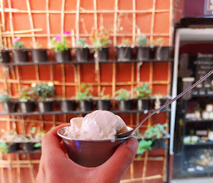 Photo n°66 de LA SUITE... DU GLACIER à Agde ()