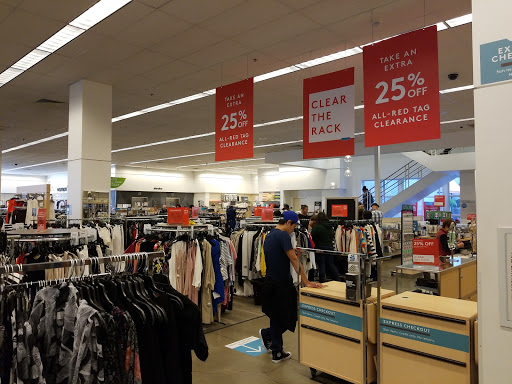 Department Store «Nordstrom Rack Downtown San Francisco», reviews and photos, 555 9th St, San Francisco, CA 94103, USA