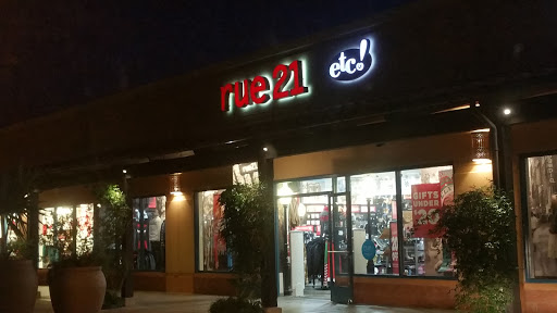 Clothing Store «rue21 - Closing in June», reviews and photos, 4250 W Anthem Way #450, Anthem, AZ 85086, USA