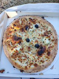 Photo n°3 de Les pizzas de l'Osteria à Saint-Julien-sur-Sarthe ()