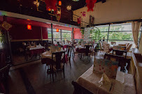 Atmosphère du Restaurant de type buffet Wok Center Grill à Mantes-la-Ville - n°18