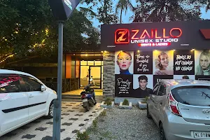 zaillo unisex makeup salon image