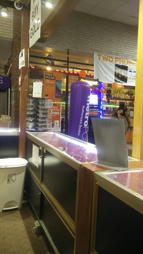 Shopping Mall «New Landing Mall», reviews and photos, Troost Ave & E Meyer Blvd, Kansas City, MO 64131, USA