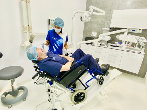 SMD Clinic · Dentista - Medicina/cirugía estética - Podología en Villanueva de la Cañada en Villanueva de la Cañada, Madrid