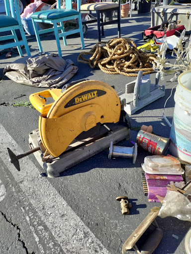 Drive-in Movie Theater «Rubidoux Drive-In Theatre and Swap Meet», reviews and photos, 3770 Opal St, Riverside, CA 92509, USA