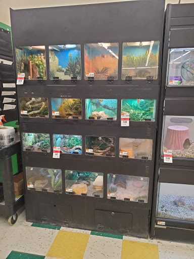 Pet Supply Store «Pet Supplies Plus», reviews and photos, 4405 Milestrip Rd, Blasdell, NY 14219, USA