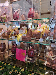 Photo n°102 de Patisserie Chocolaterie Bigot à Amboise ()