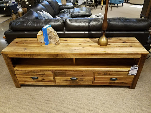 Furniture Store «Ashley HomeStore», reviews and photos, 11755 Commons Dr, Springdale, OH 45246, USA